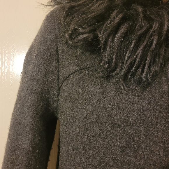 Zara 3/4 sleeve coat - Picture 3 of 5